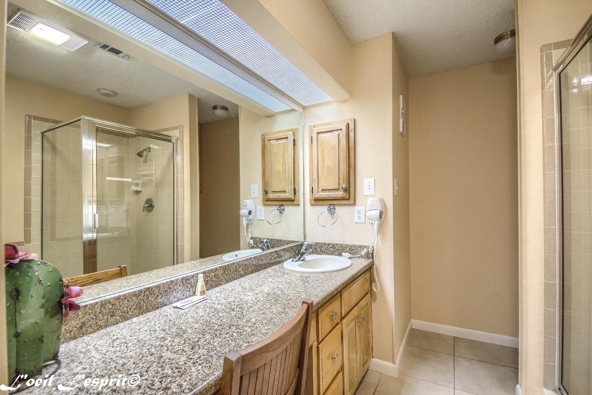 The Iron Cactus Condo On The Comal Cw C102 New Braunfels Ngoại thất bức ảnh