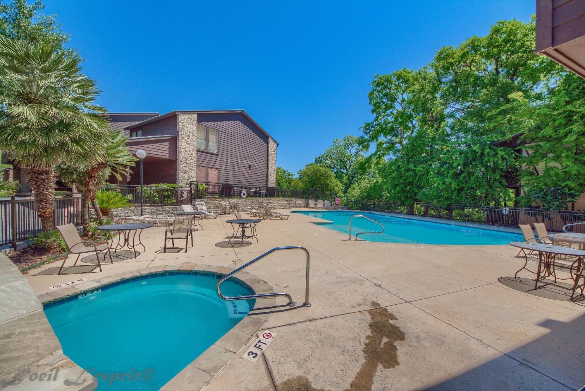 The Iron Cactus Condo On The Comal Cw C102 New Braunfels Ngoại thất bức ảnh